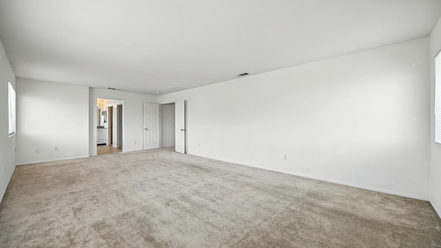 1553 Coldridge Circle