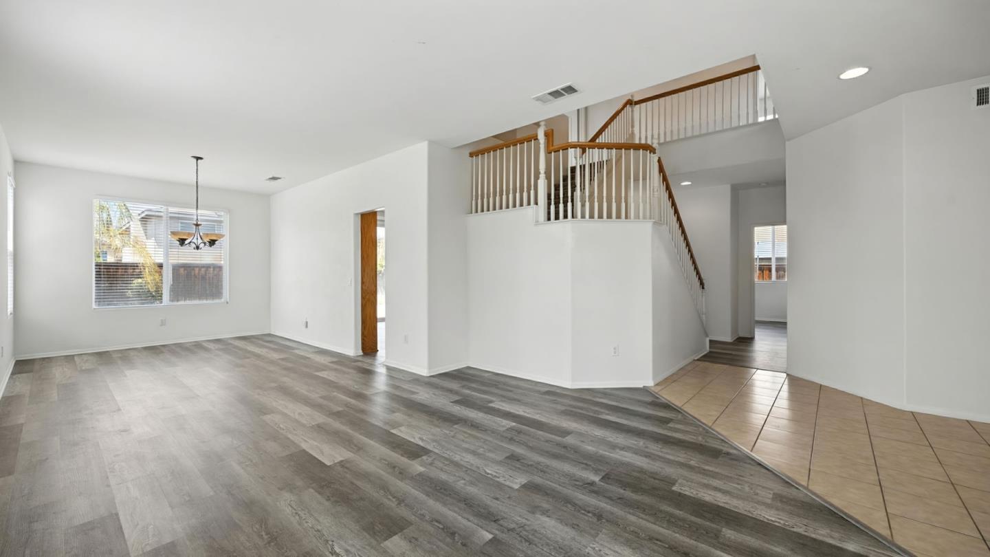 1553 Coldridge Circle