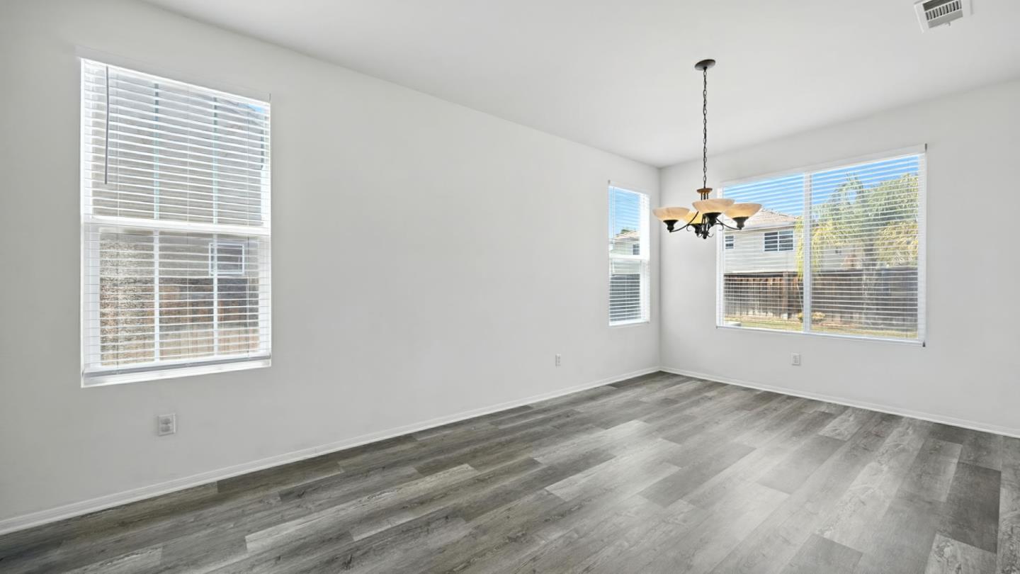 1553 Coldridge Circle