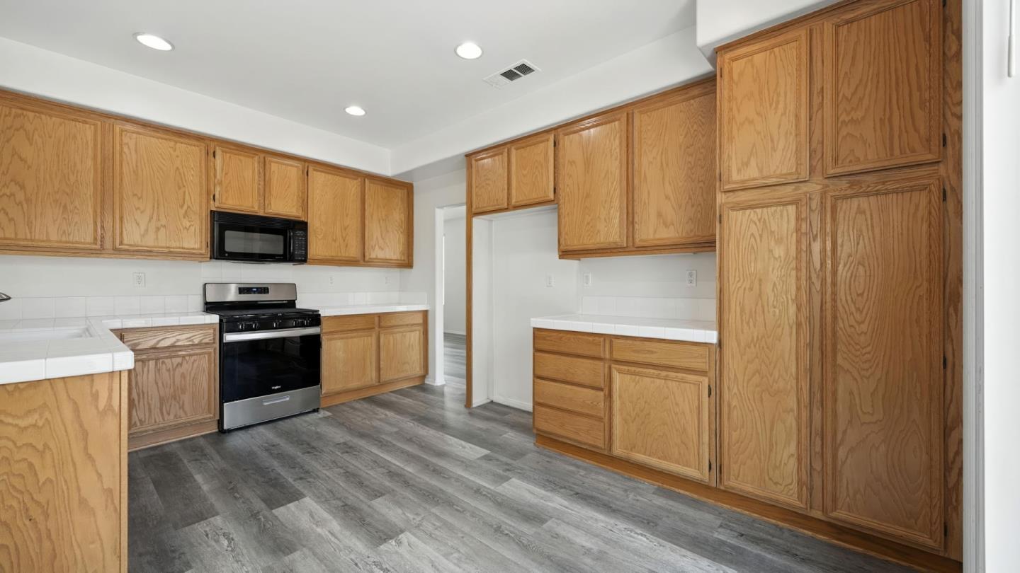 1553 Coldridge Circle