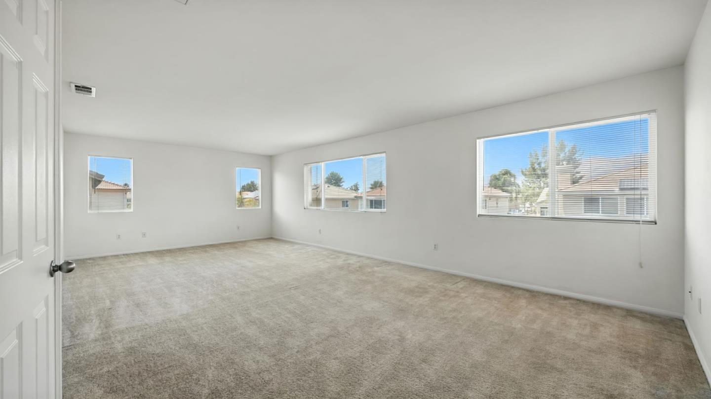 1553 Coldridge Circle