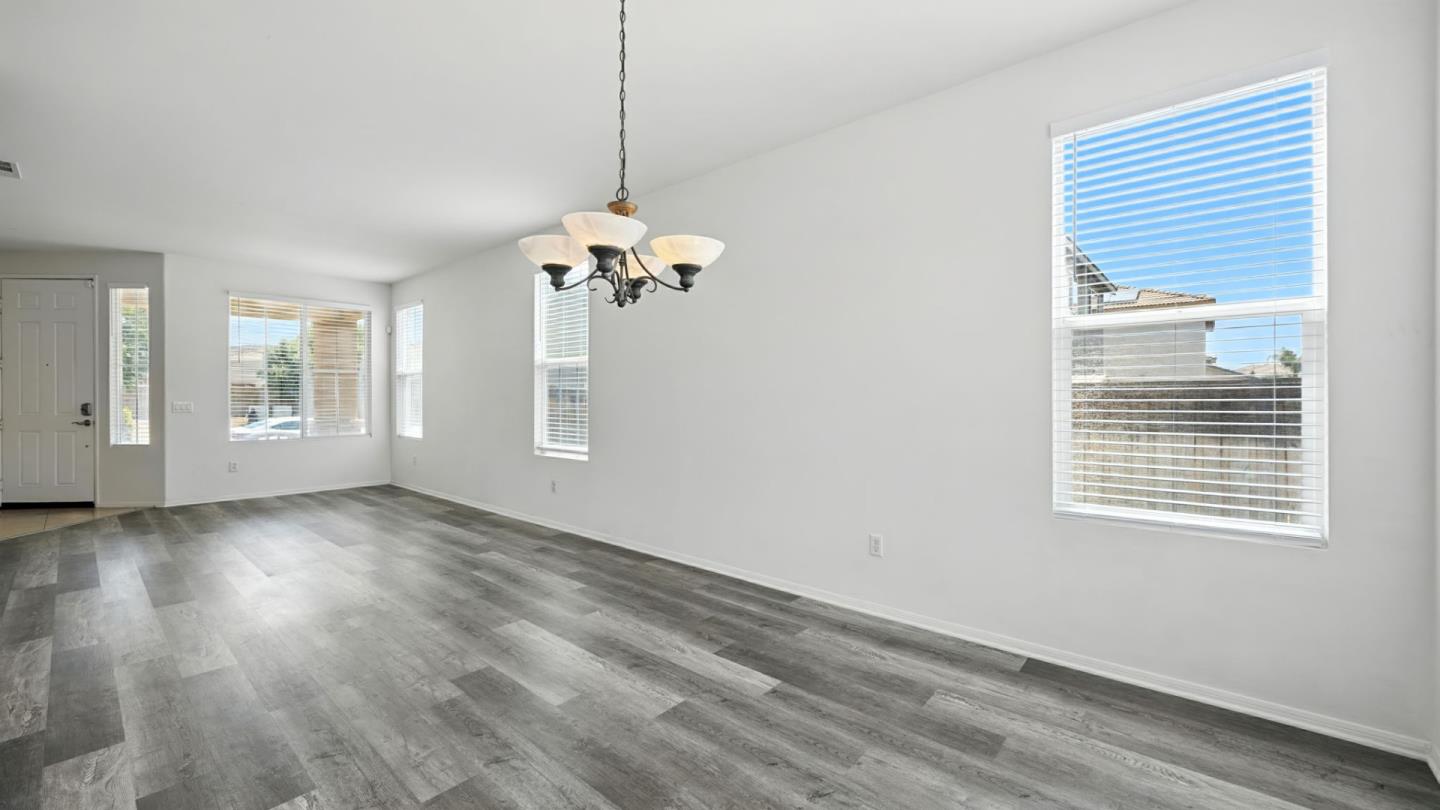 1553 Coldridge Circle