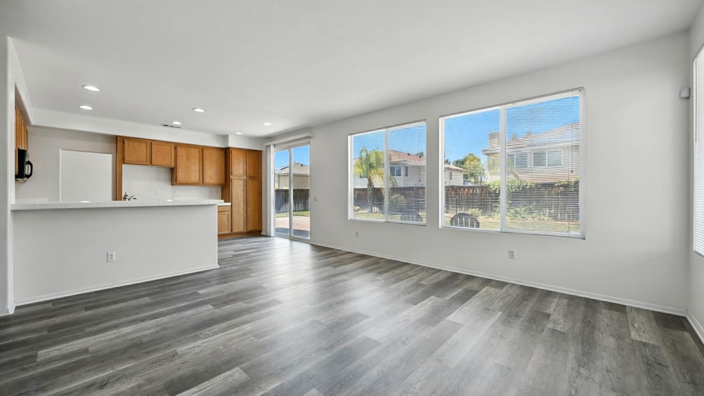 1553 Coldridge Circle