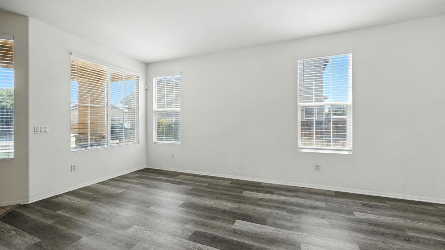 1553 Coldridge Circle