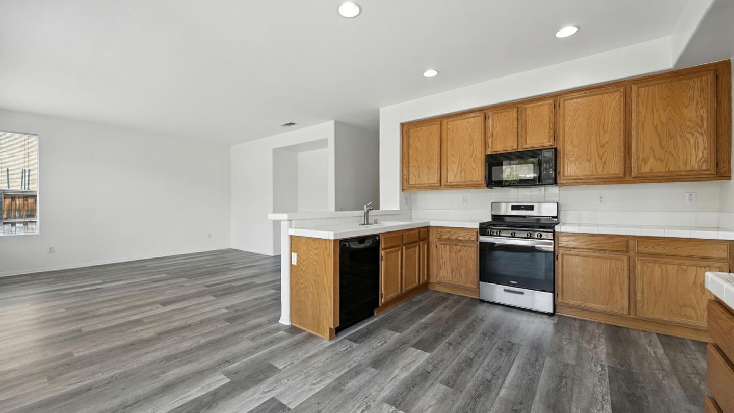 1553 Coldridge Circle