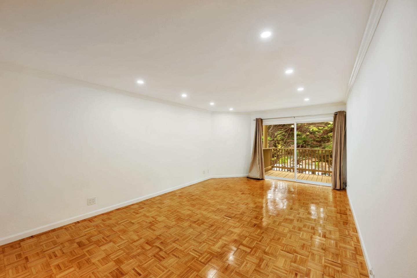 377 Mandarin Drive