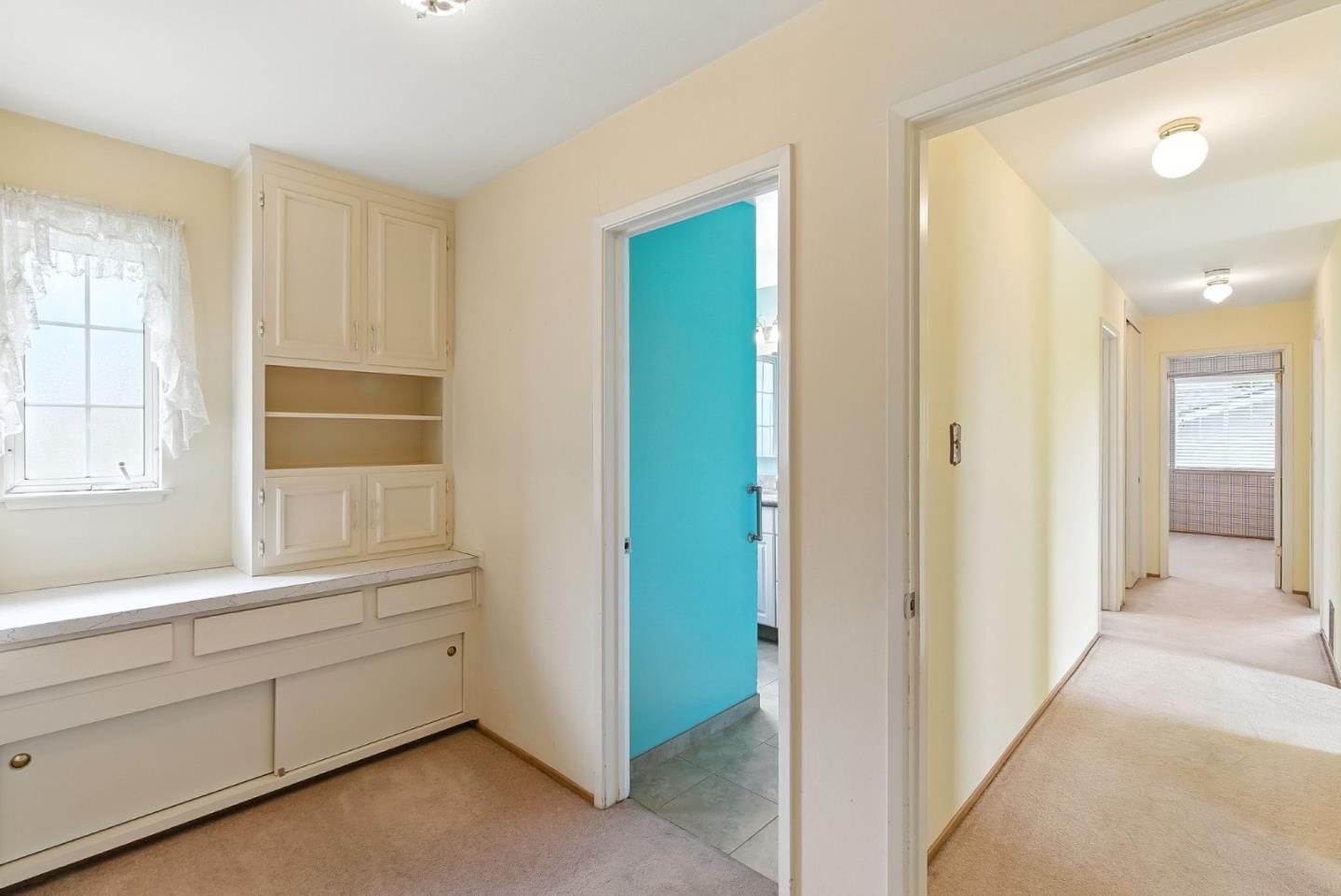 1675 Escalante Way