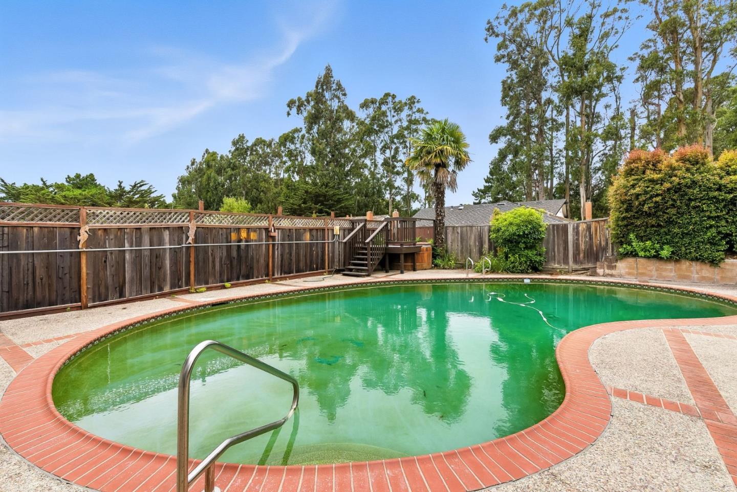 1675 Escalante Way