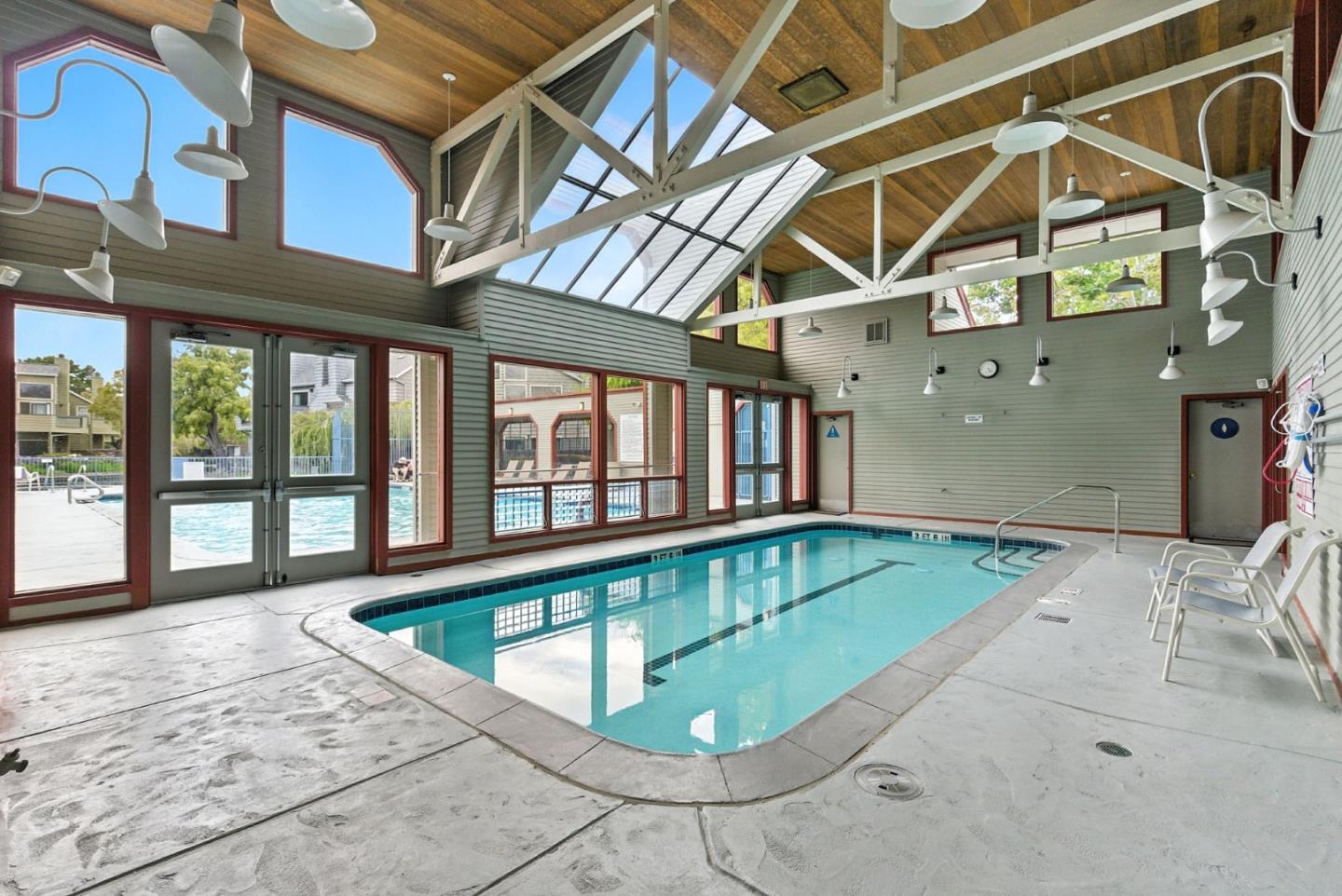914 Shoreline Drive