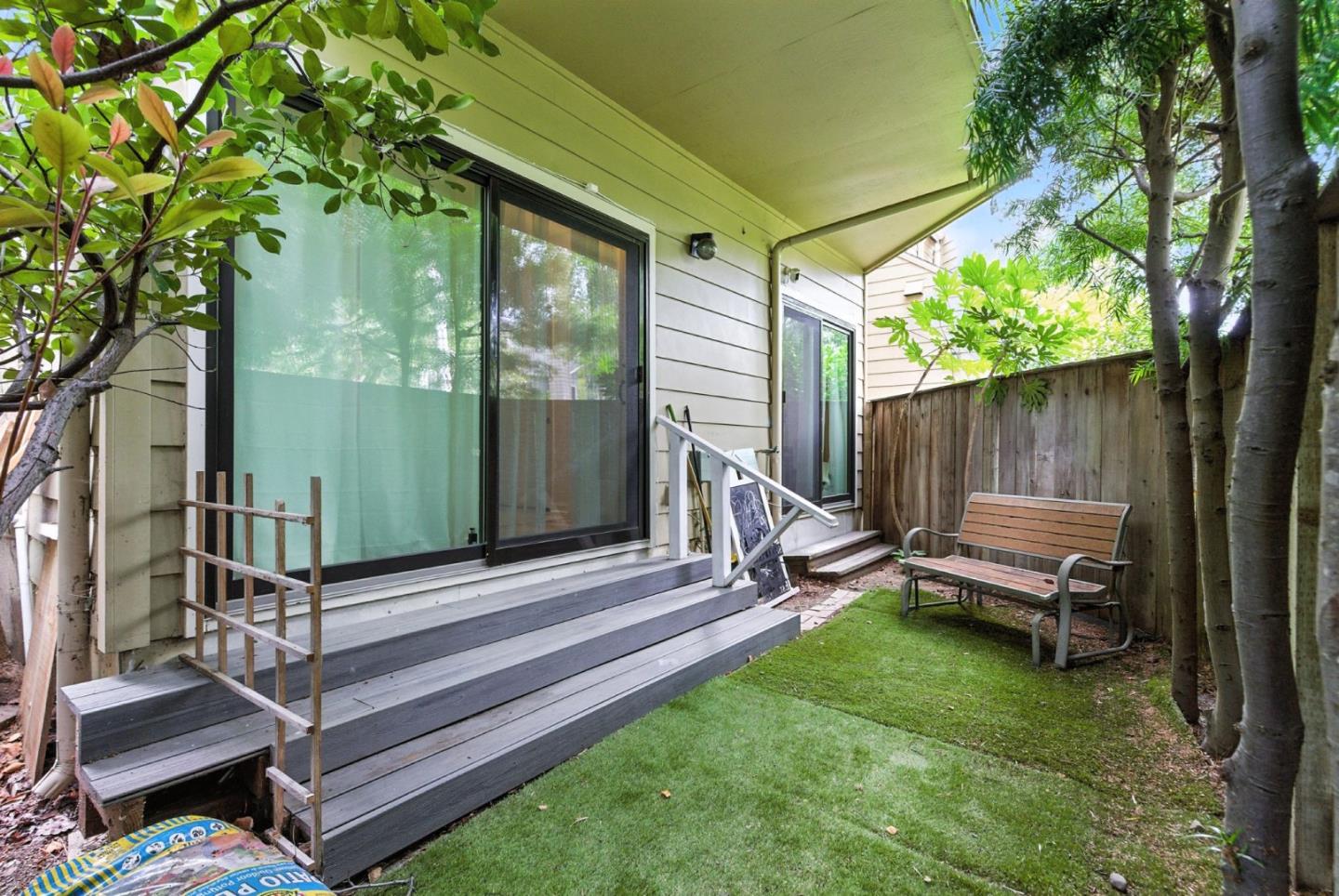 914 Shoreline Drive