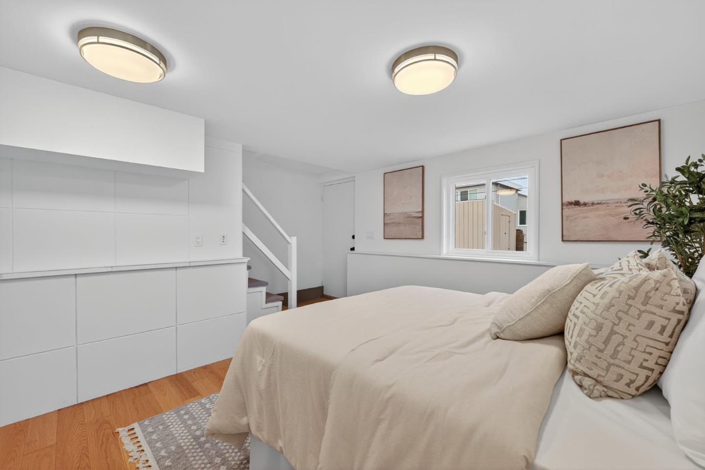 876 North Mayfair Avenue