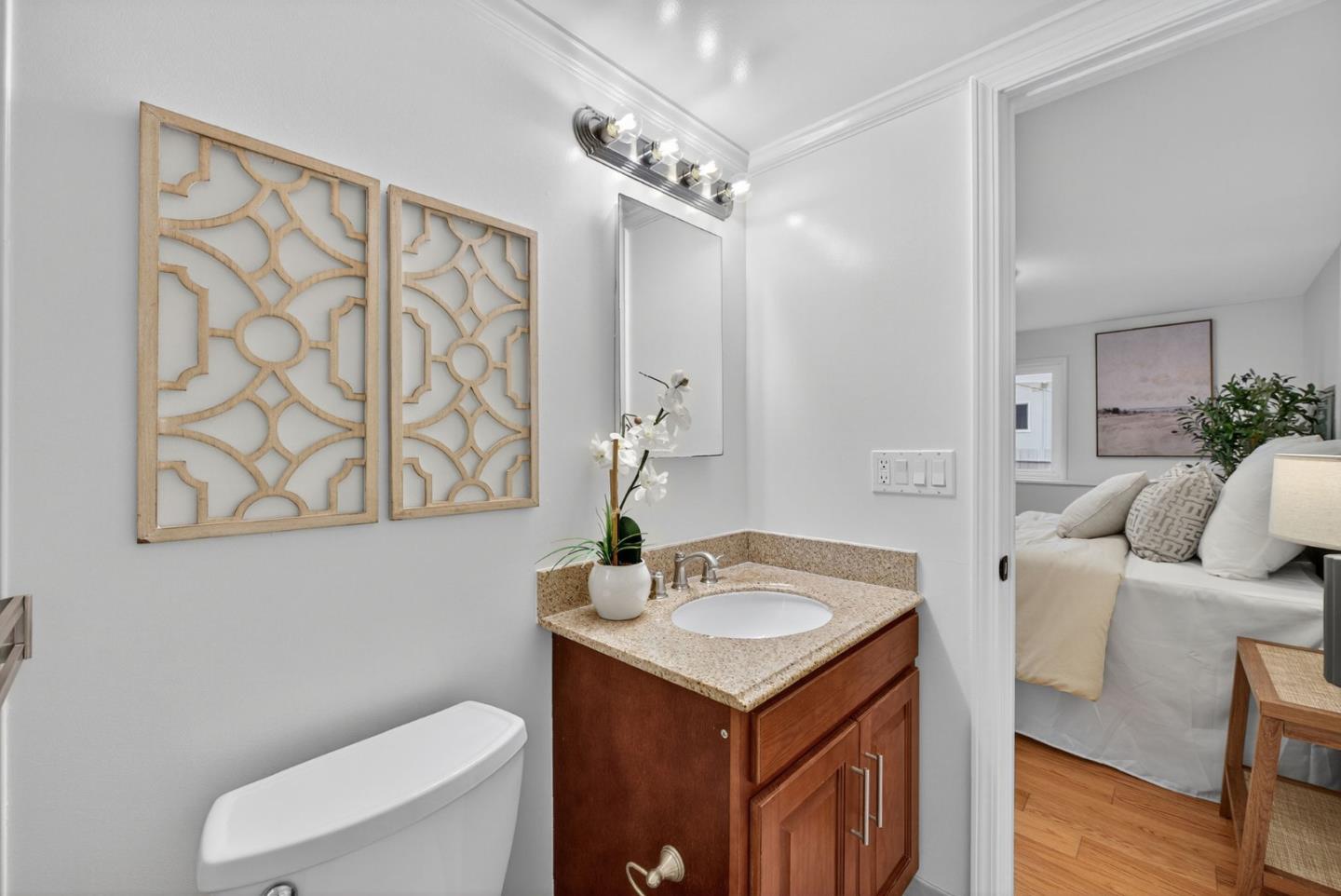 876 North Mayfair Avenue