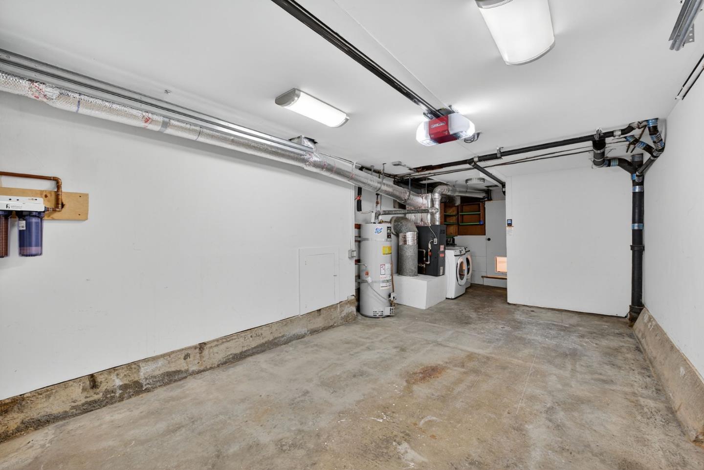 876 North Mayfair Avenue