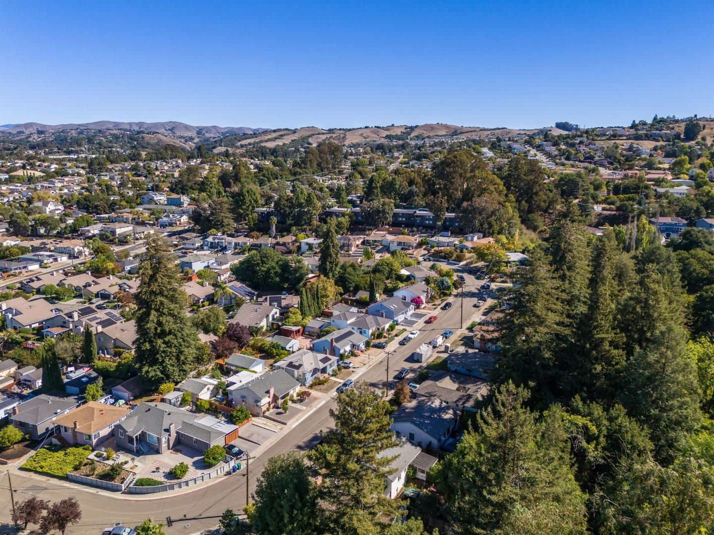 2209 Romey Lane
