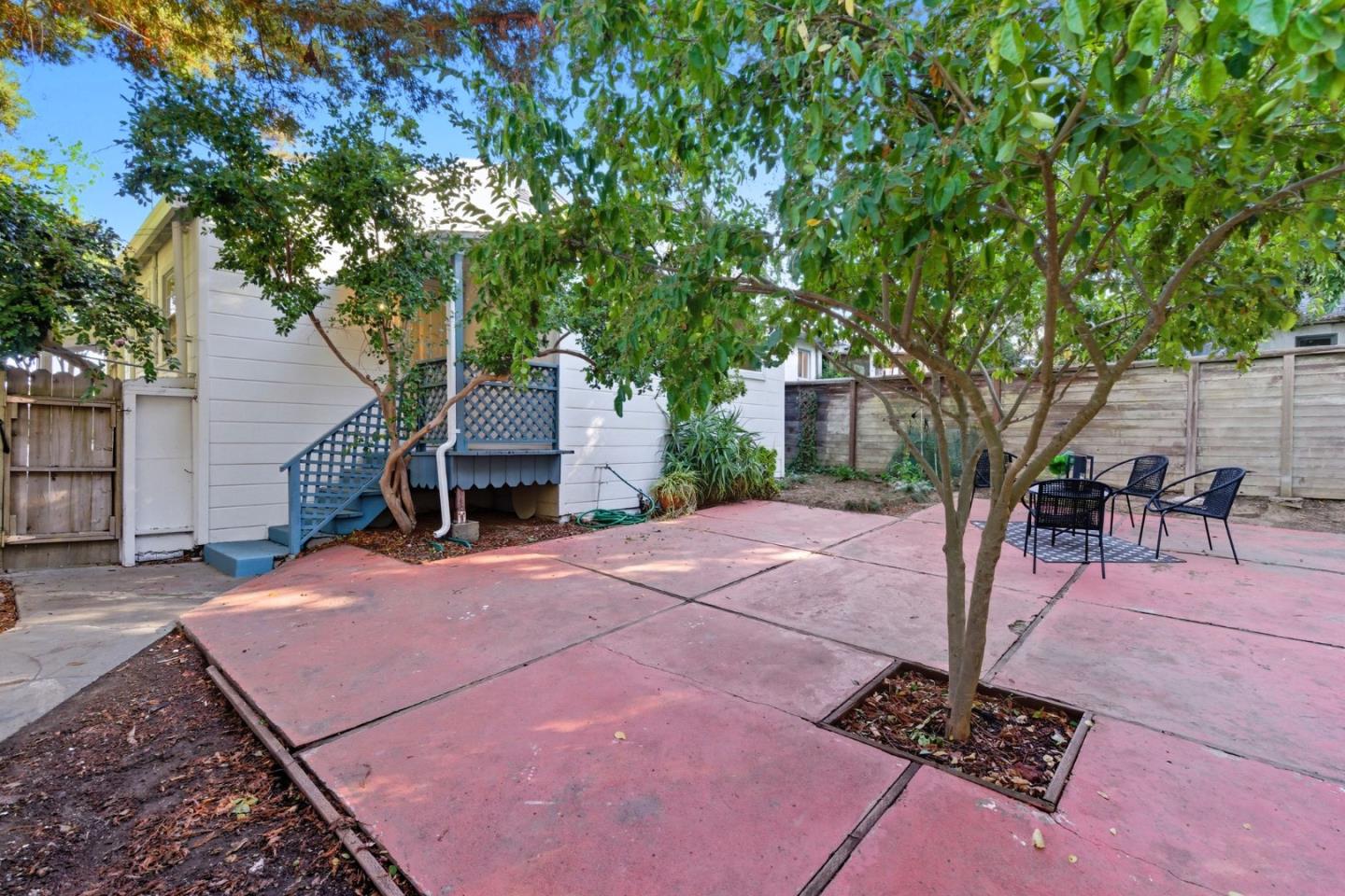 2209 Romey Lane