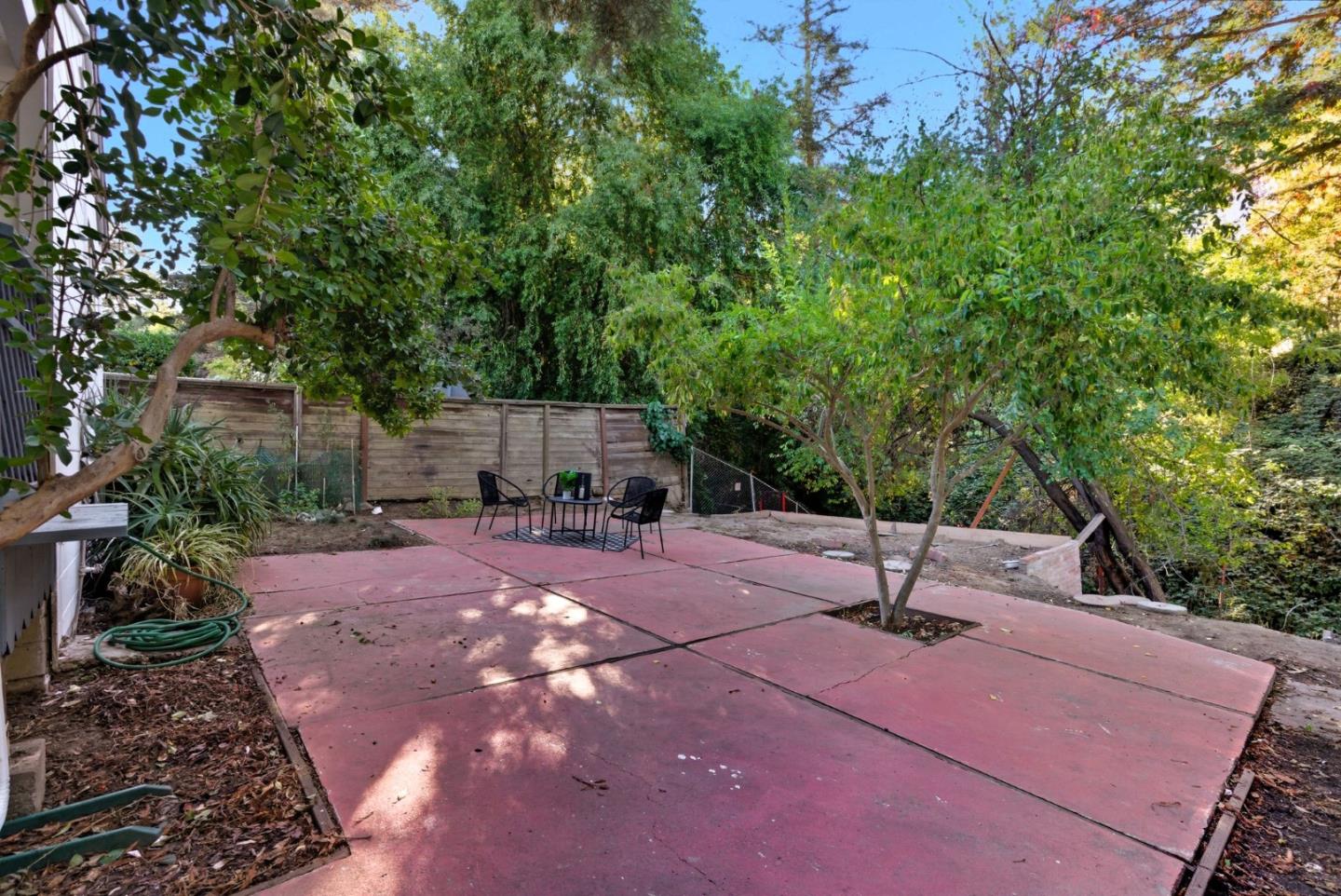 2209 Romey Lane