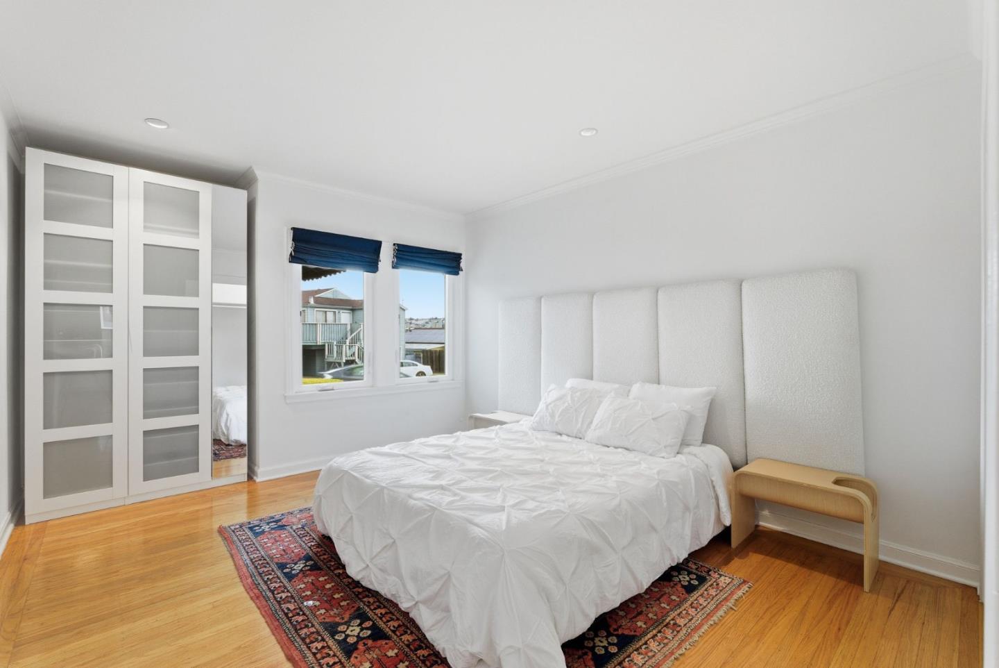 1247 Hillside Boulevard