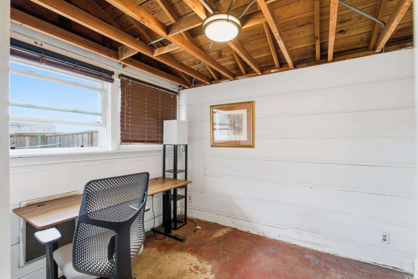 1247 Hillside Boulevard