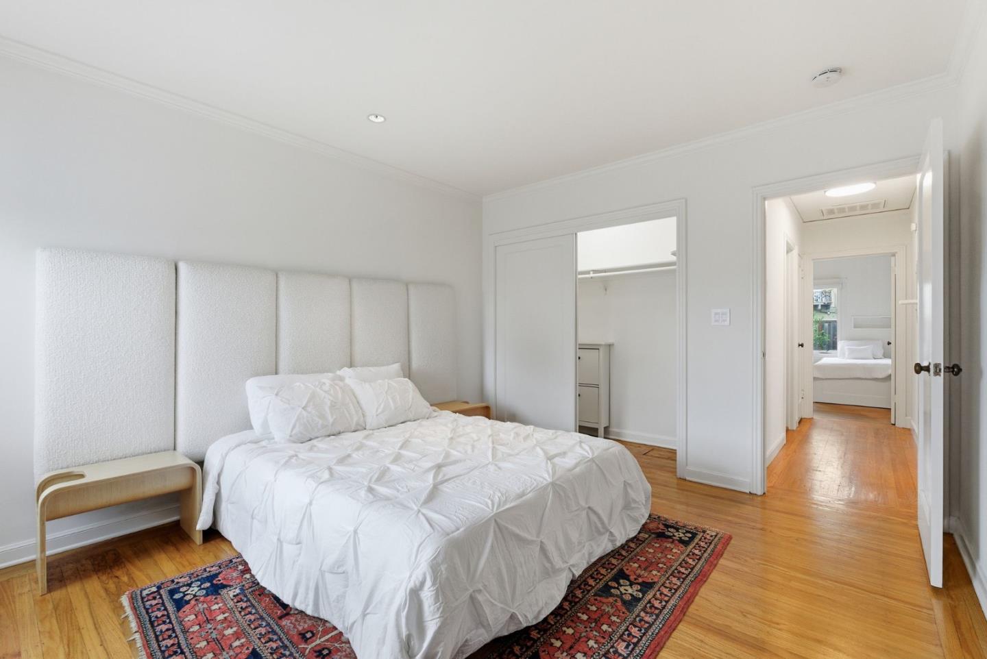 1247 Hillside Boulevard