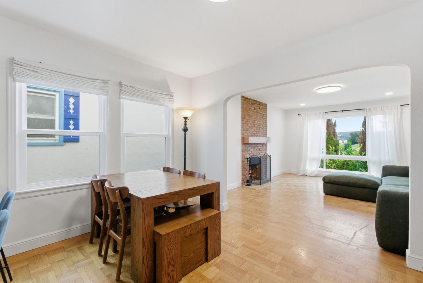1247 Hillside Boulevard