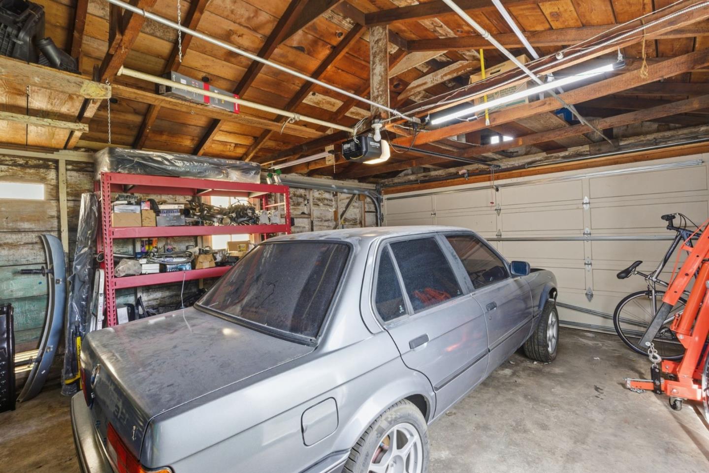 1247 Hillside Boulevard