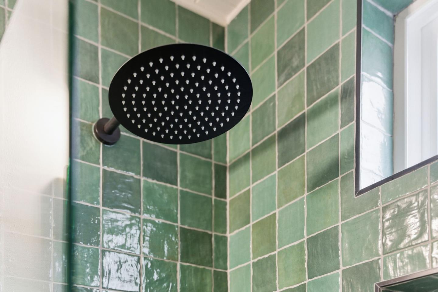 1247 Hillside Boulevard