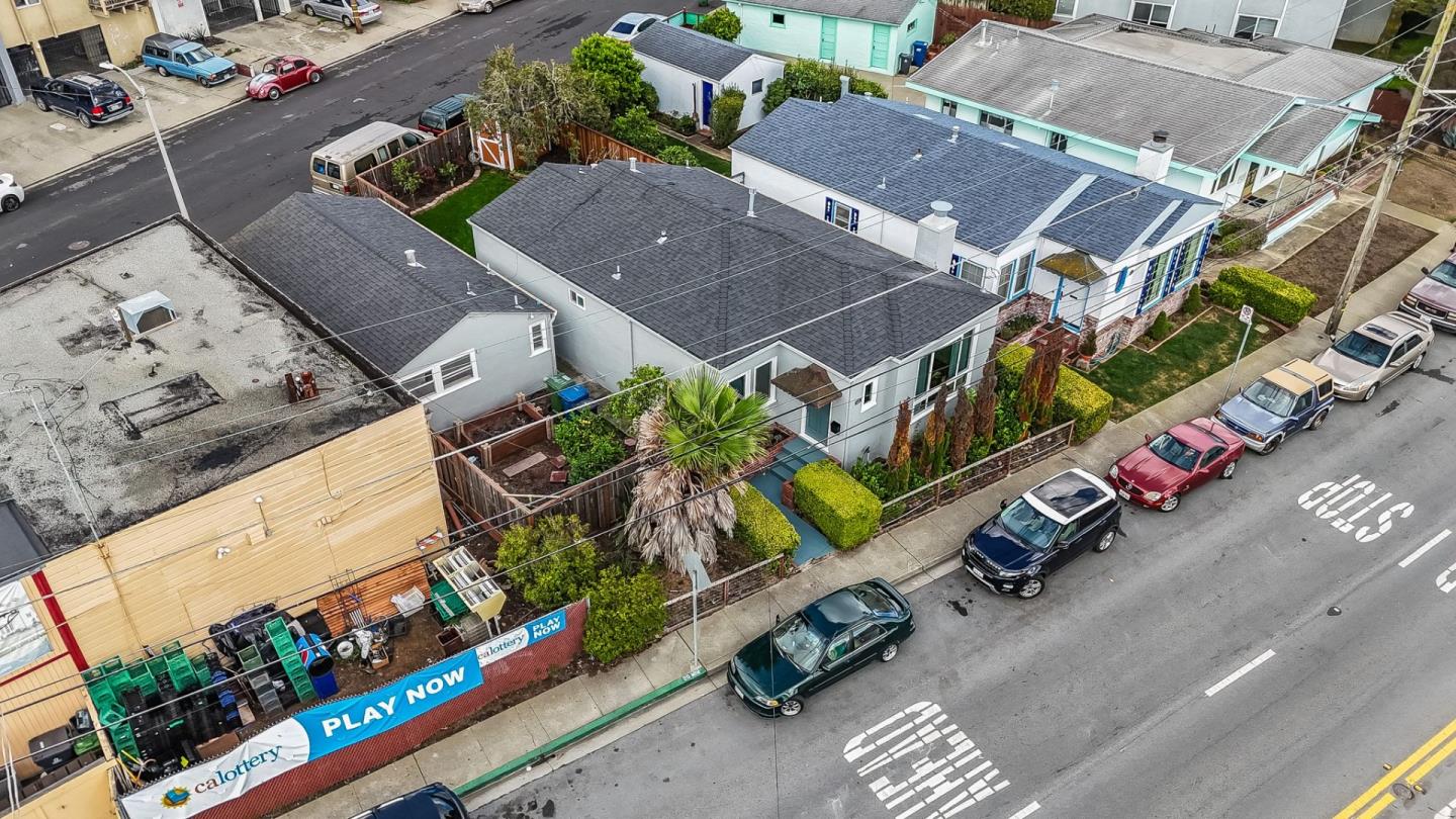 1247 Hillside Boulevard