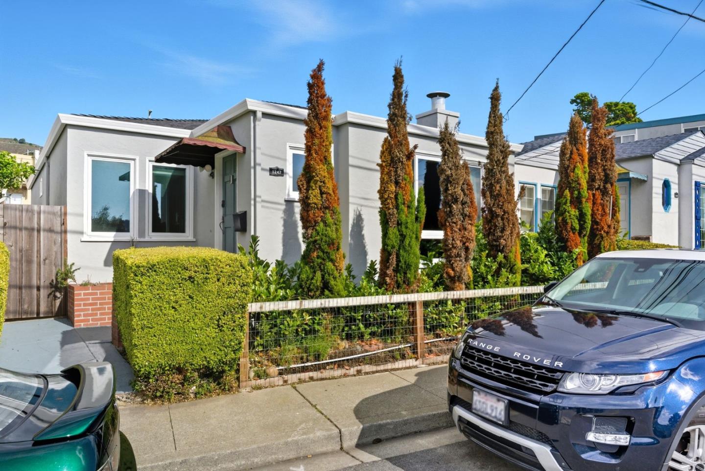 1247 Hillside Boulevard