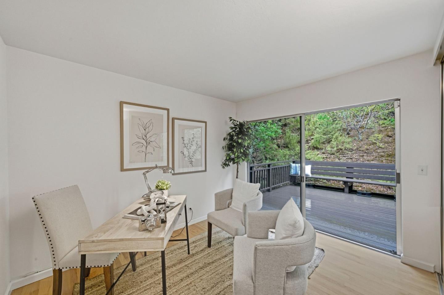 435 Golden Oak Drive