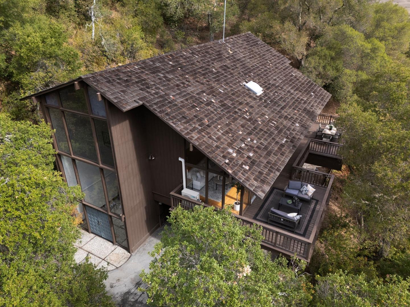 435 Golden Oak Drive