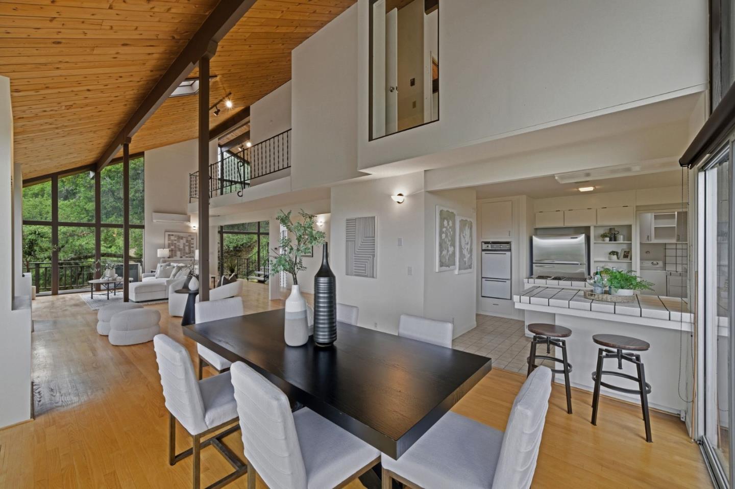 435 Golden Oak Drive