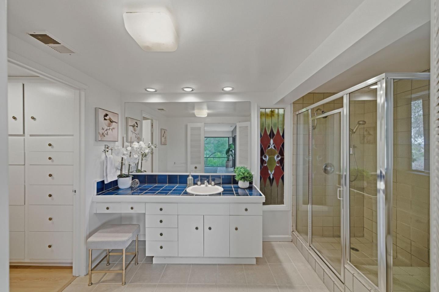 435 Golden Oak Drive