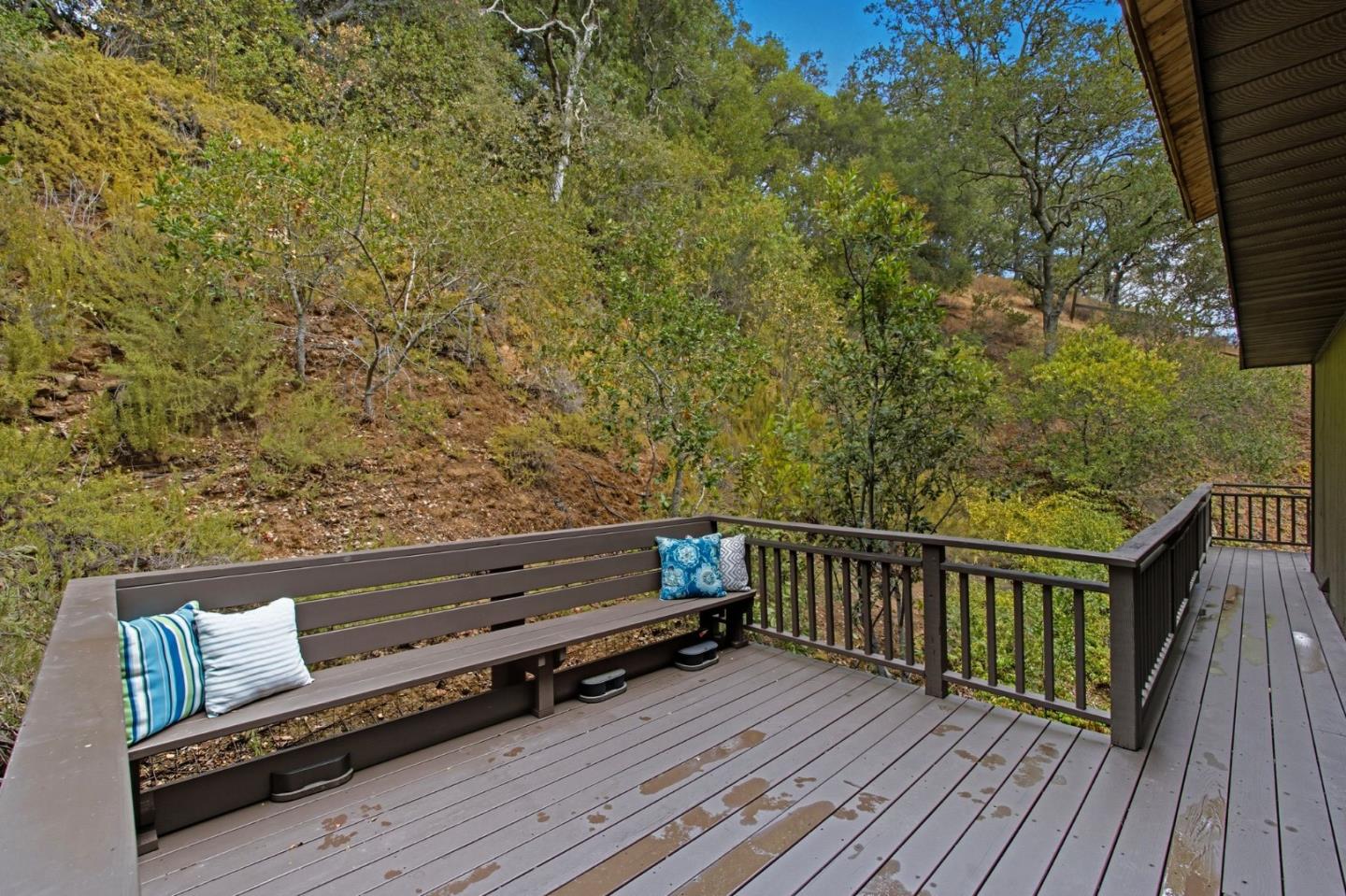 435 Golden Oak Drive