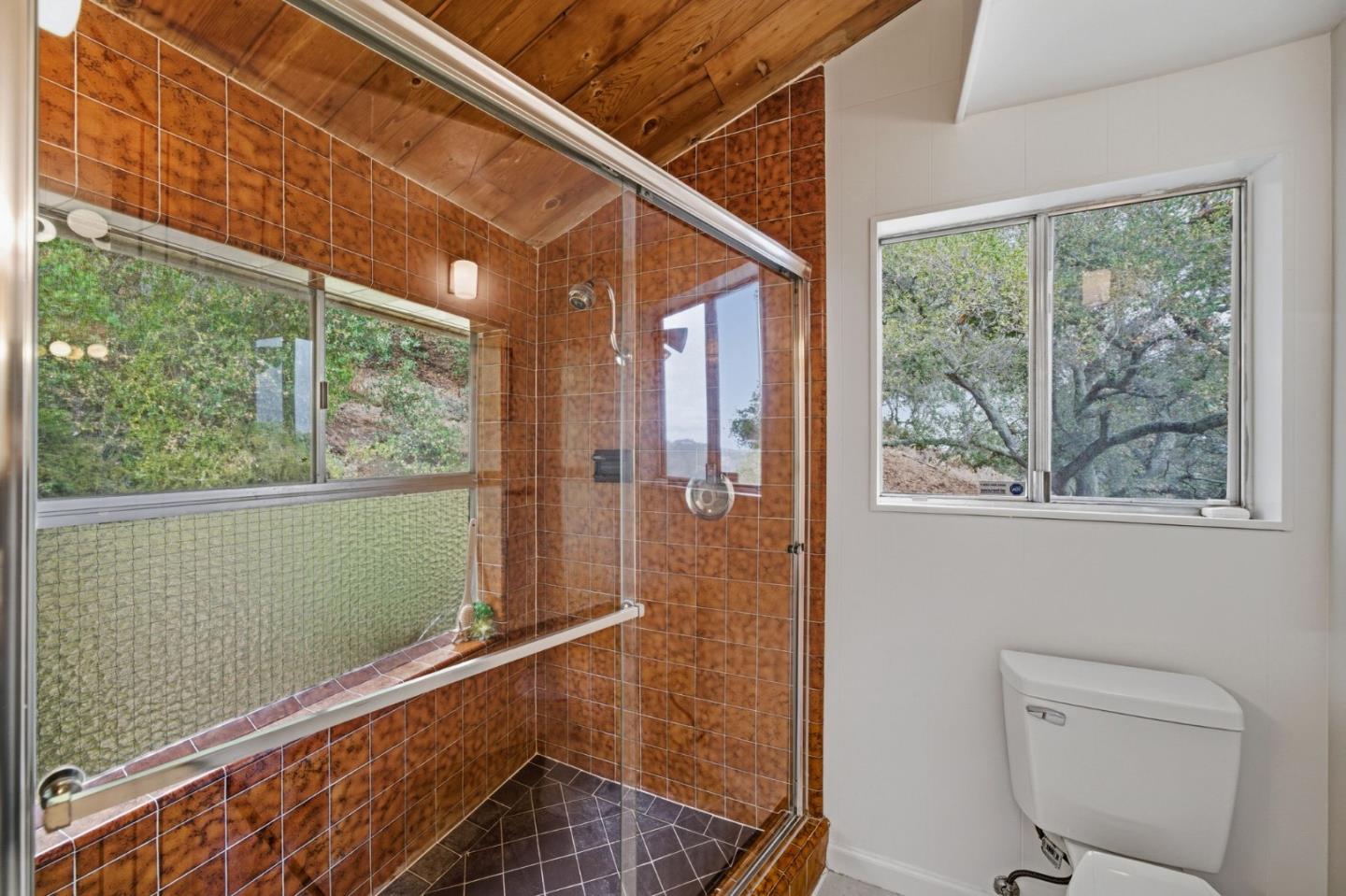 435 Golden Oak Drive