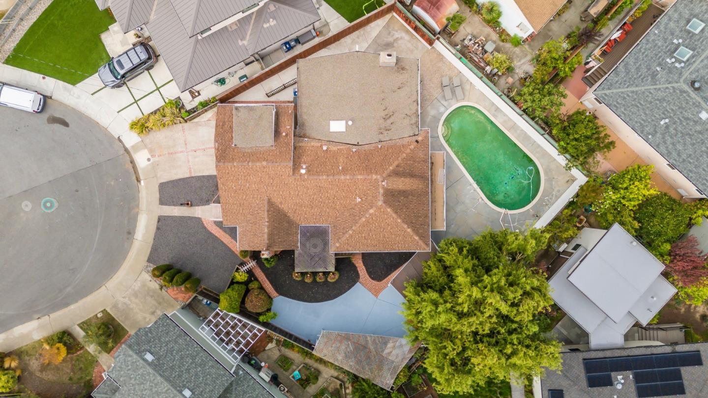 12 Dexter Place