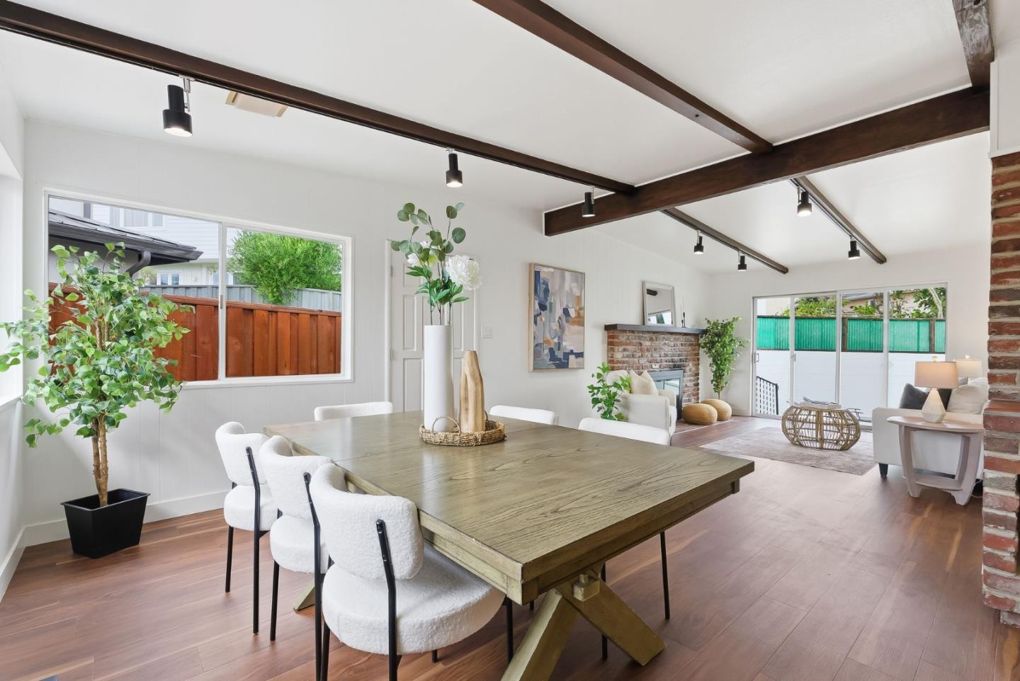 12 Dexter Place