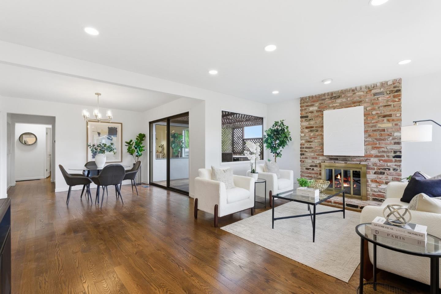 12 Dexter Place