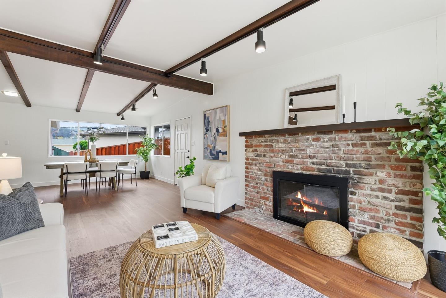 12 Dexter Place