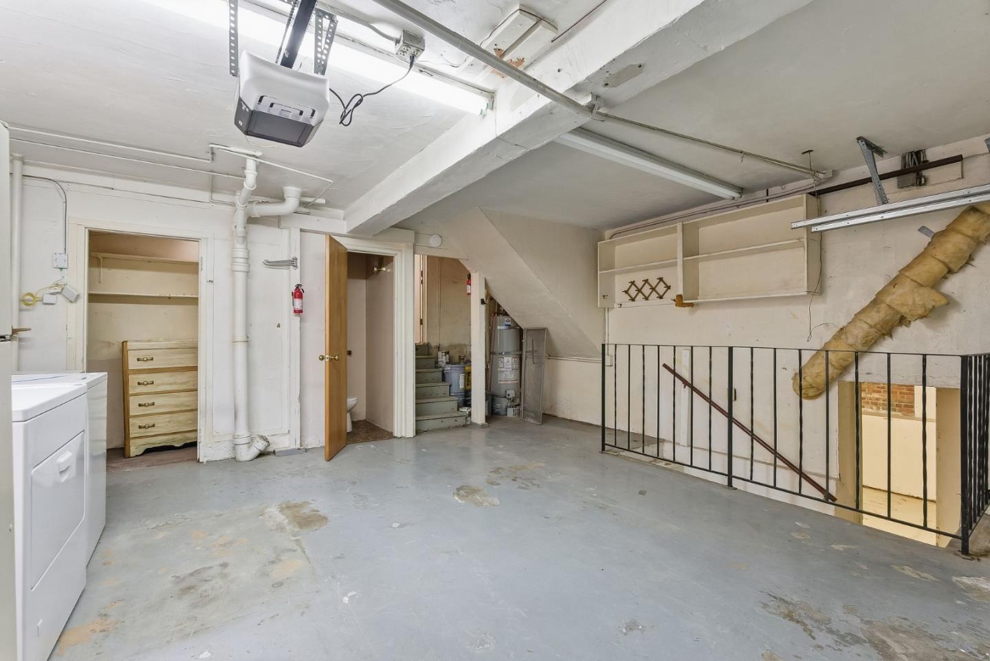 12 Dexter Place