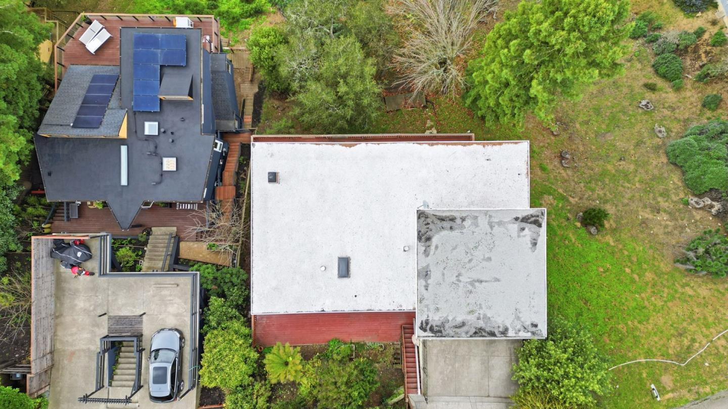 6077 Skyline Boulevard