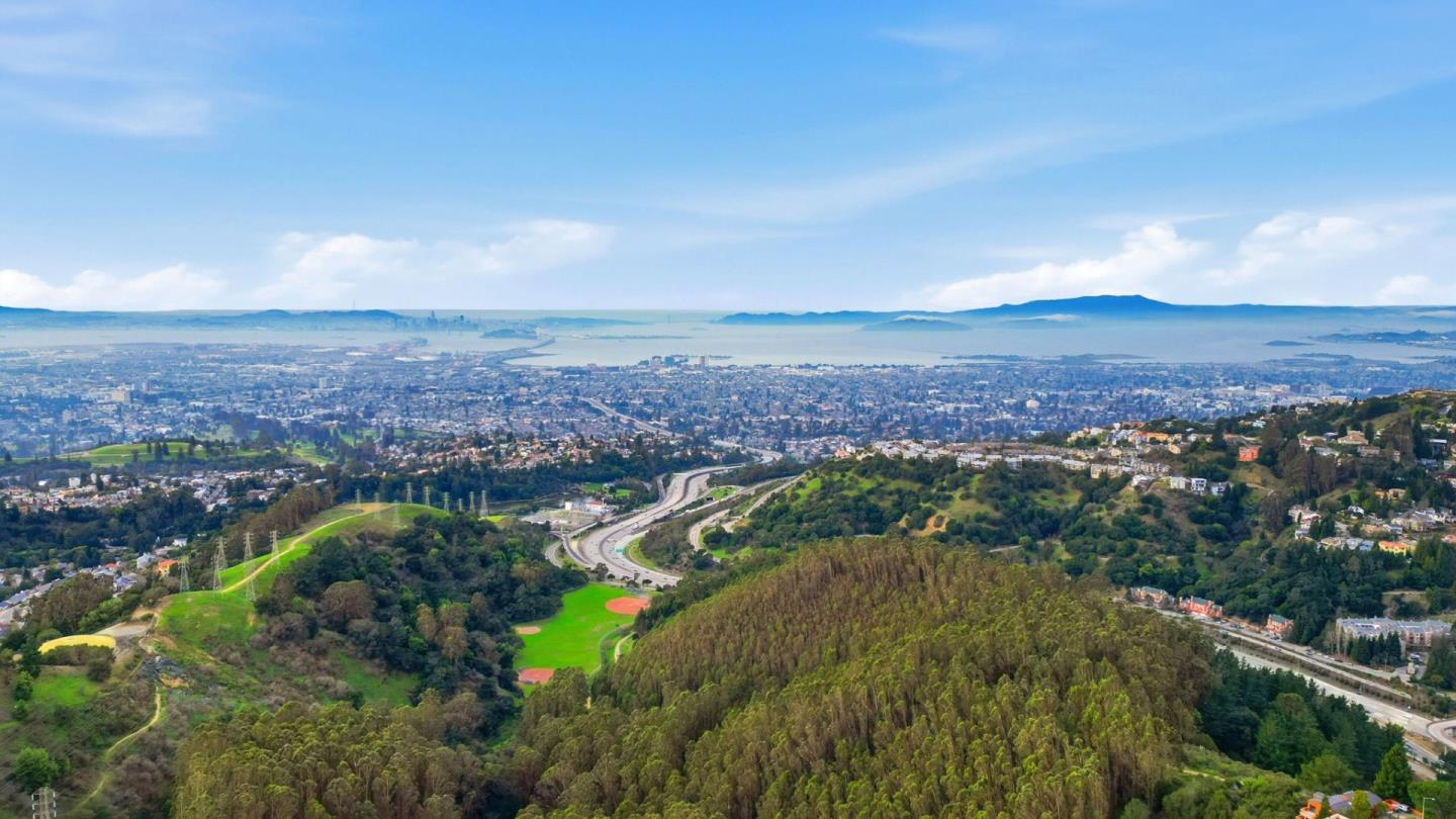 6077 Skyline Boulevard