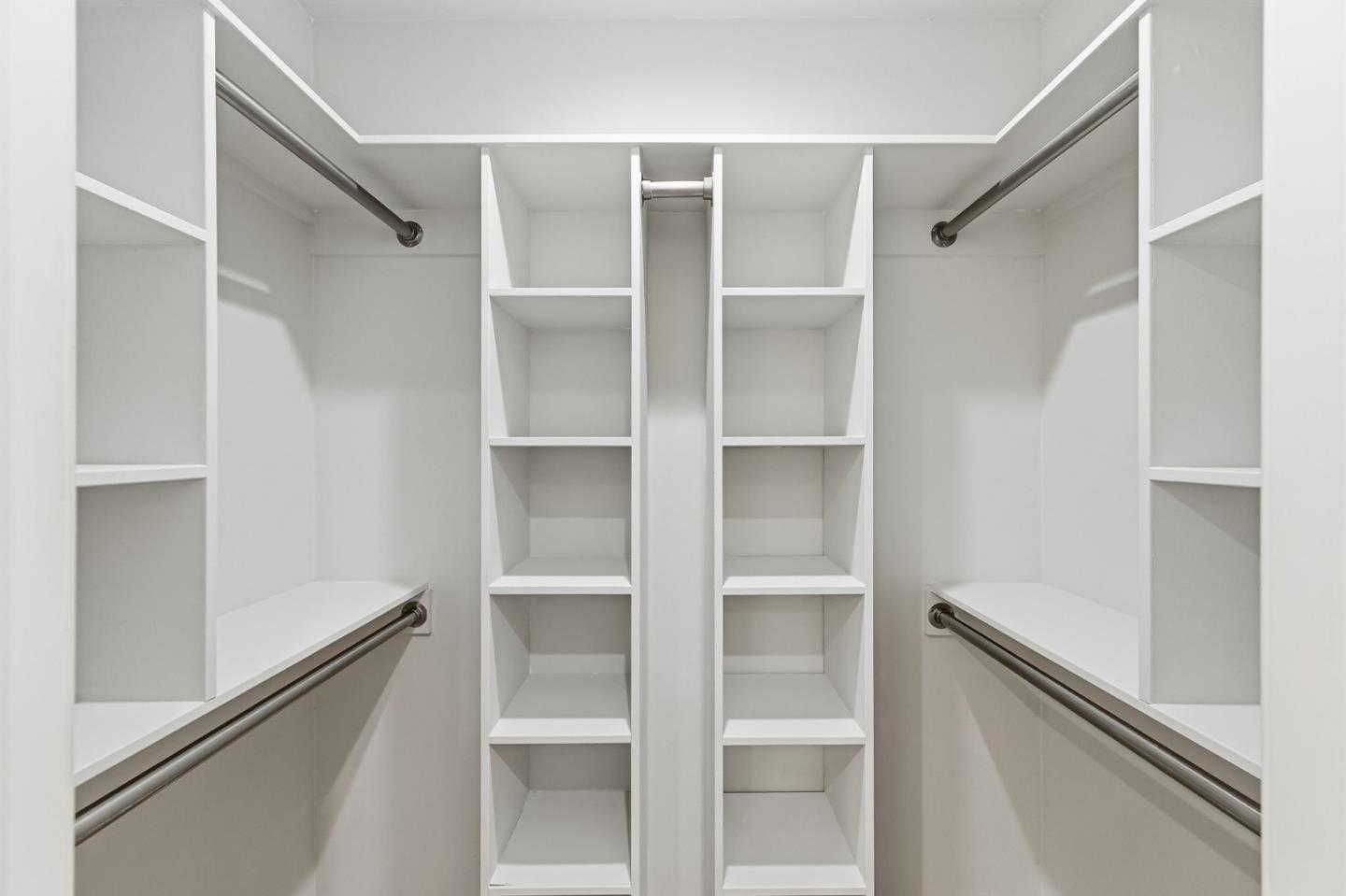 583 Hawthorne Avenue