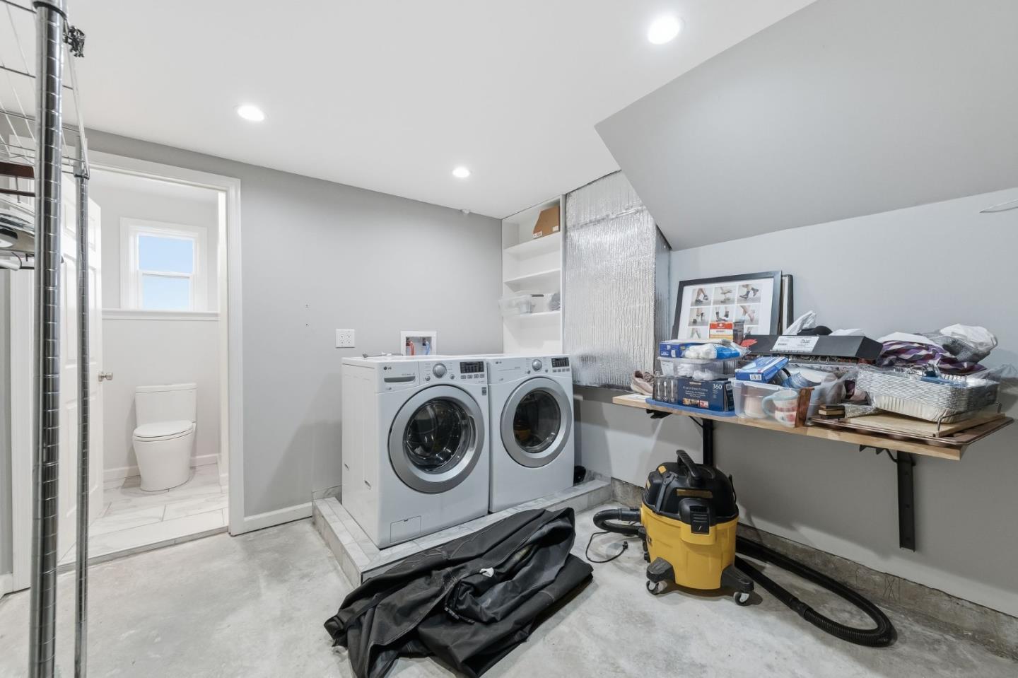 583 Hawthorne Avenue