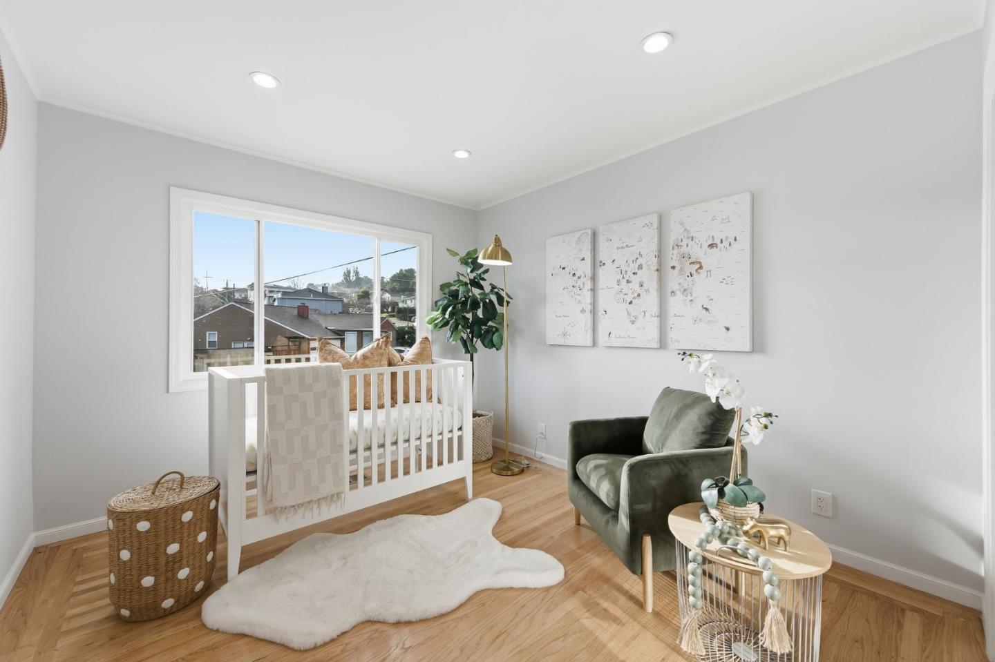 583 Hawthorne Avenue