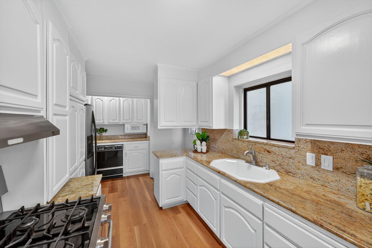 72 Cresta Vista Drive