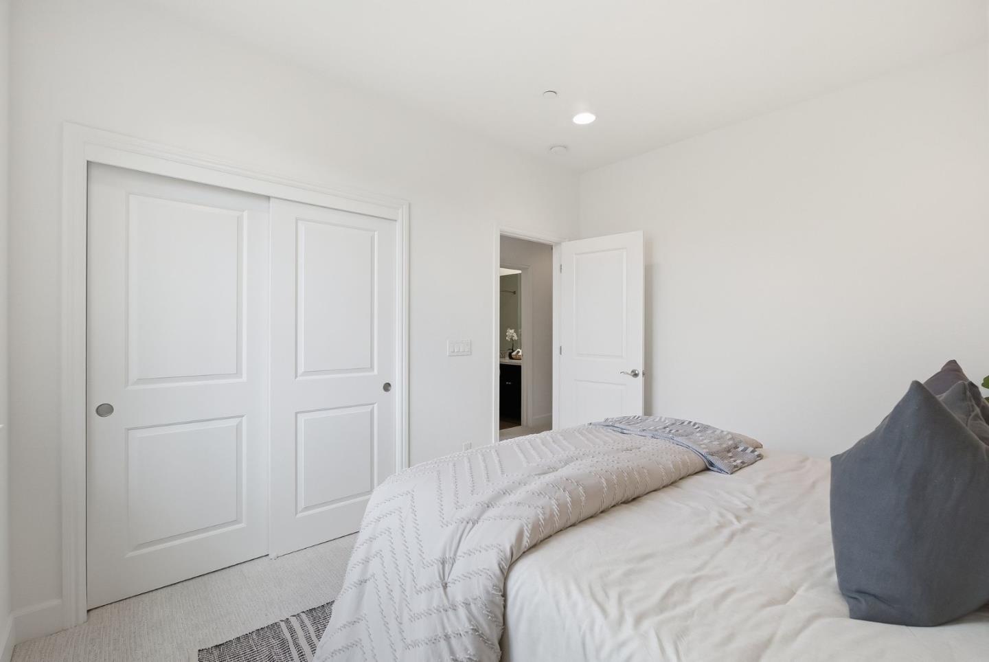 508 Holthouse Terrace