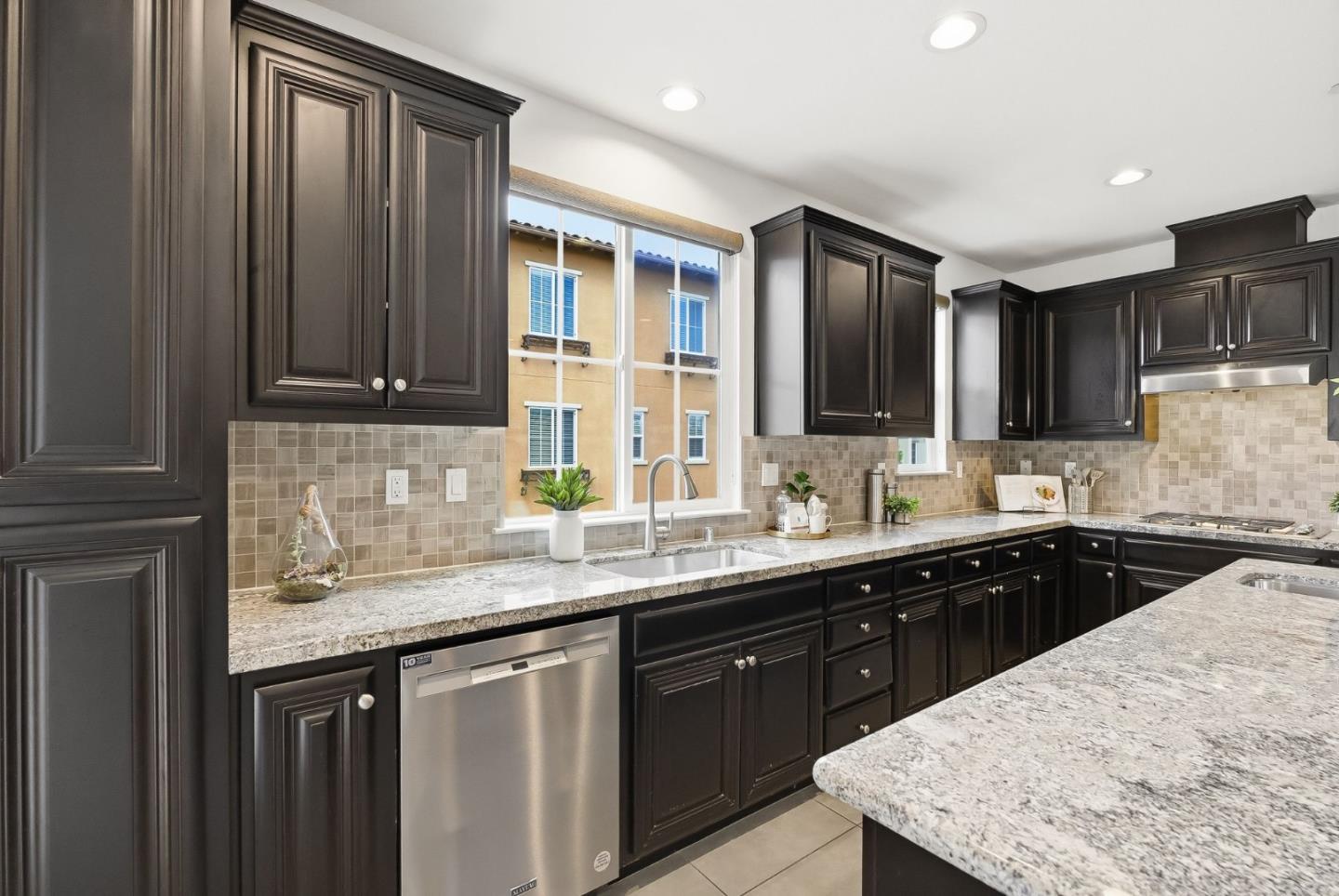 508 Holthouse Terrace