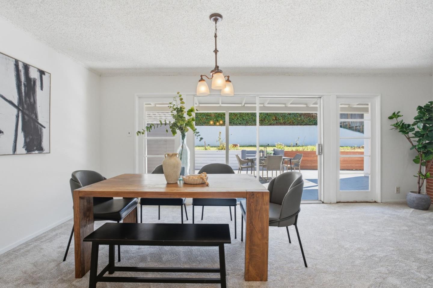 291 West 39th Avenue