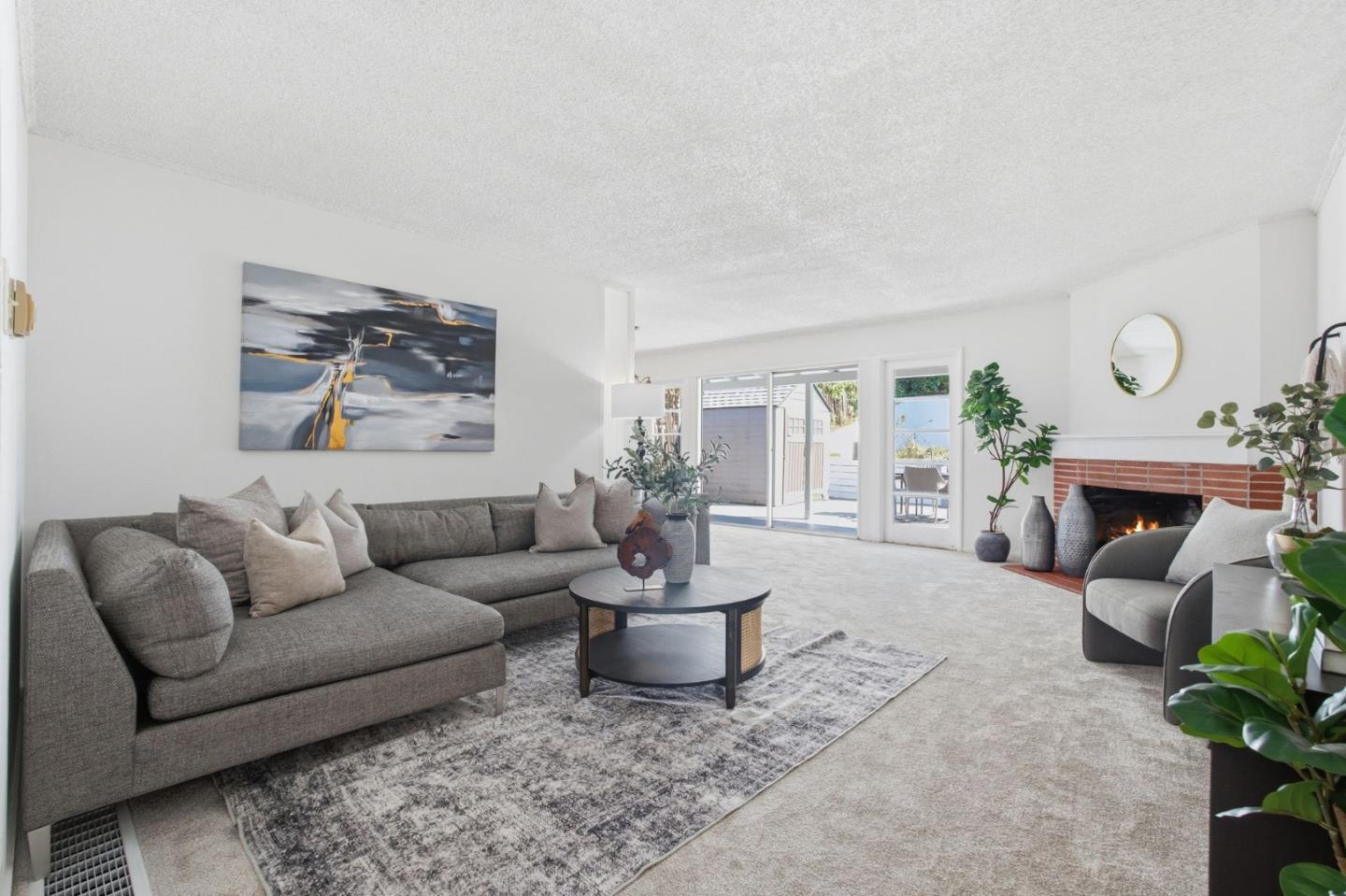 291 West 39th Avenue