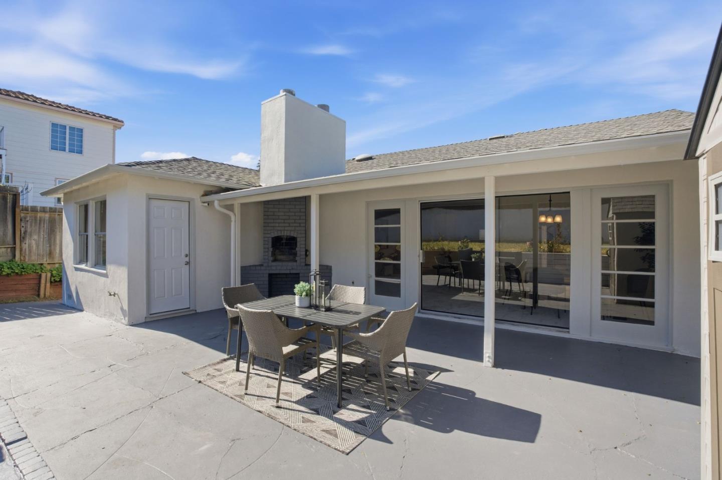 291 West 39th Avenue